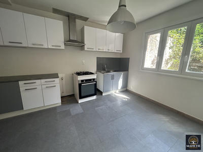 Maison - 140 m² - 6 pièces