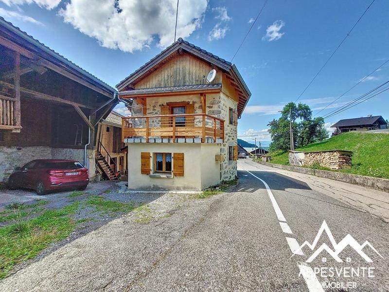 Maison - 110 m² - 4 pièces