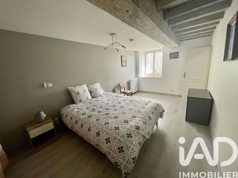 Maison - 256 m² - 8 pièces