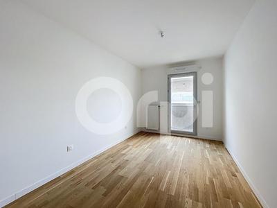 Appartement - 101 m² - 4 pièces