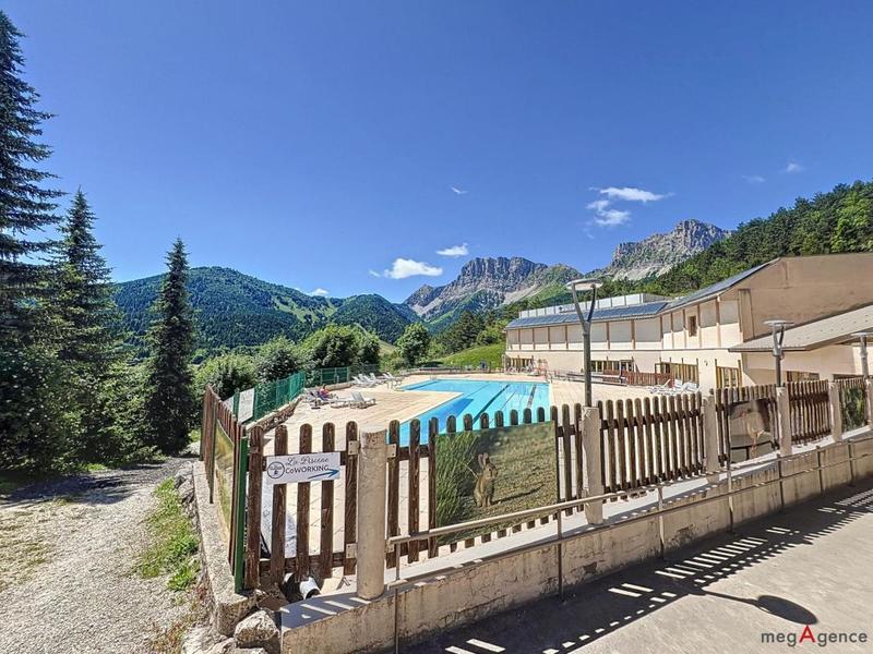 Appartement - 94 m² - 4 pièces