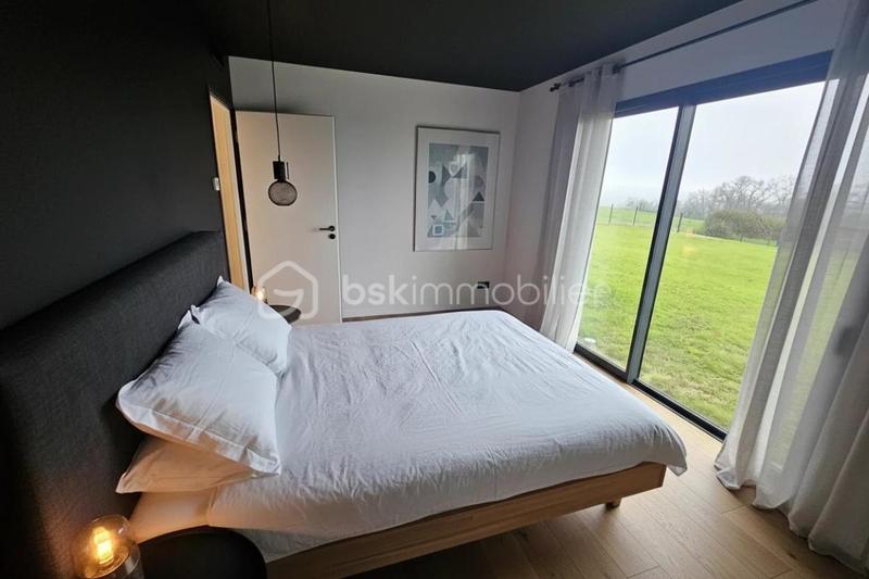 Maison - 189 m² - 7 pièces