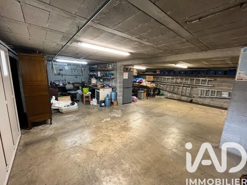 Maison - 127 m² - 8 pièces