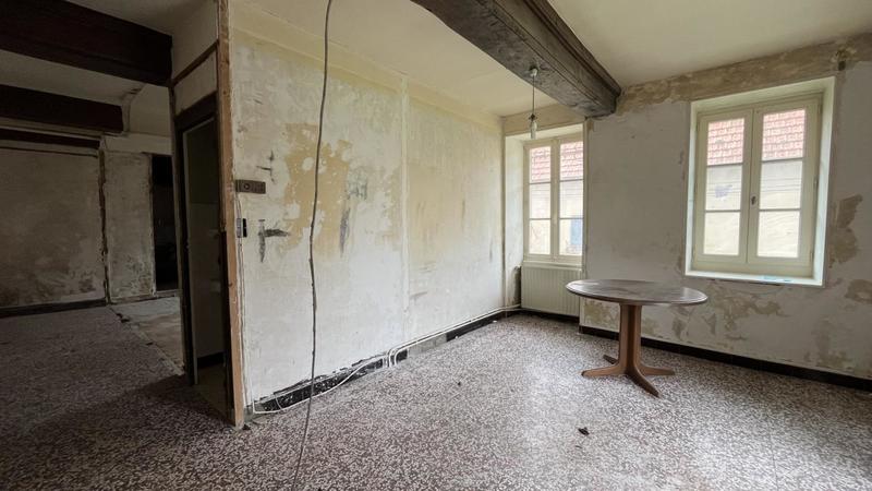 Maison ancienne - 160 m² - 3 pièces