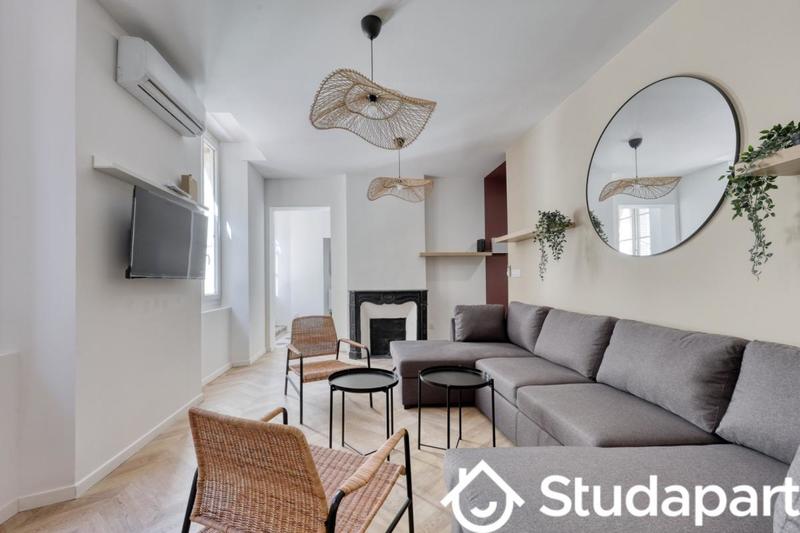 Chambre - 9 m² - 1 pièce