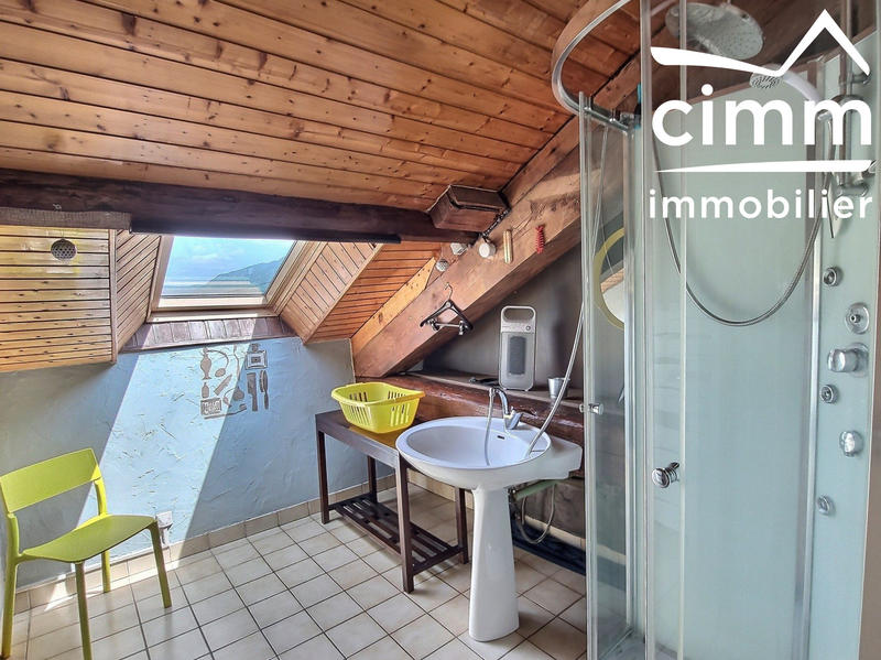 Appartement - 70 m² - 3 pièces