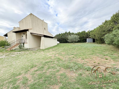 Maison traditionnelle - 220 m² - 7 pièces