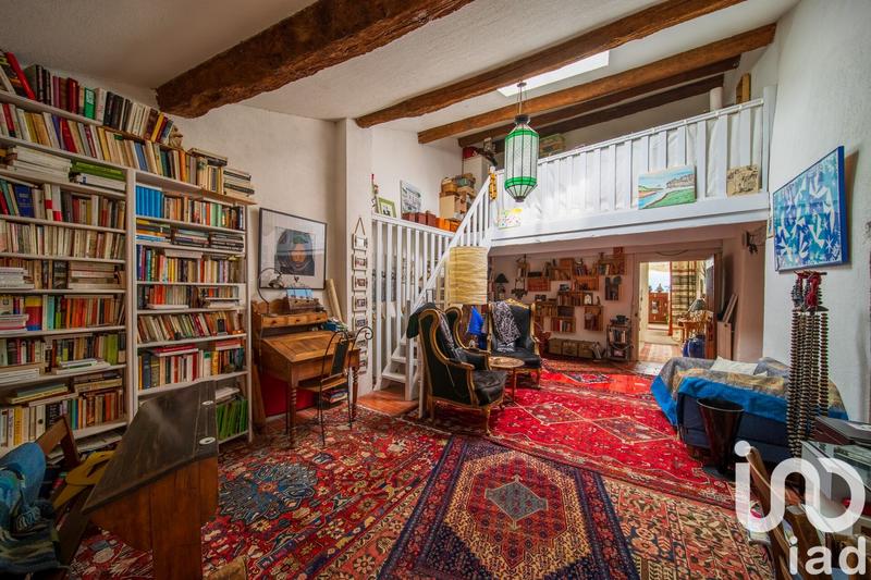 Maison de village - 360 m² - 10 pièces