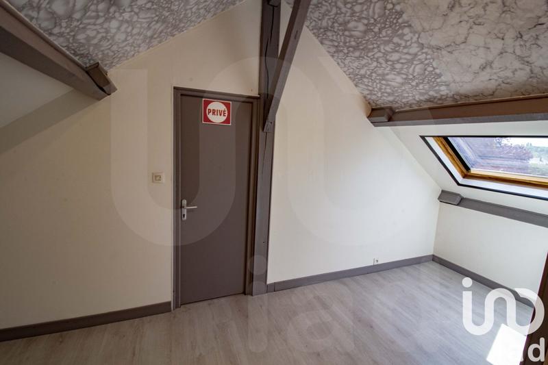 Maison - 163 m² - 9 pièces