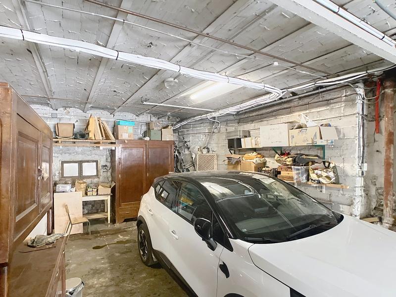 Appartement - 90 m² - 4 pièces