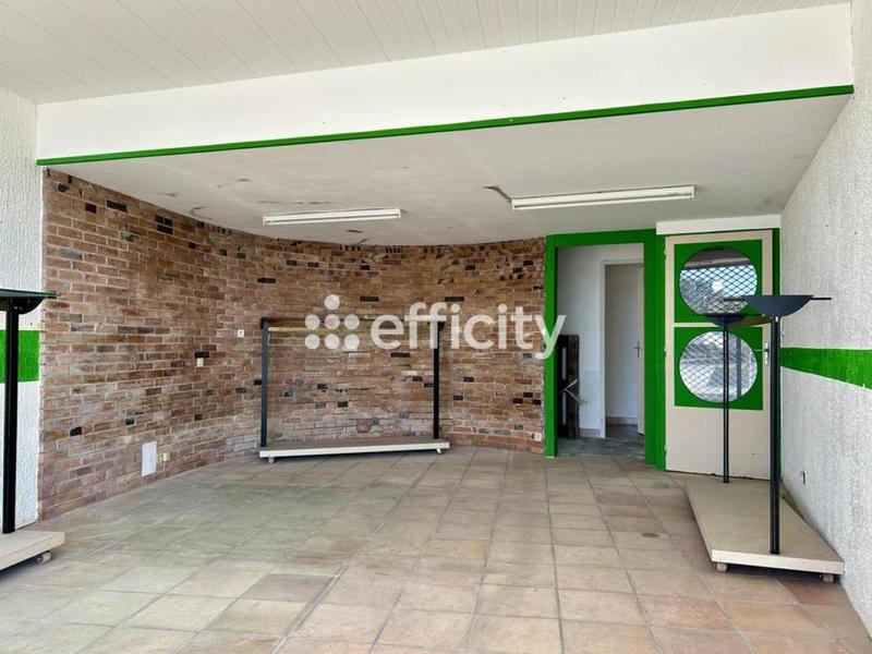 Maison - 516 m² - 10 pièces