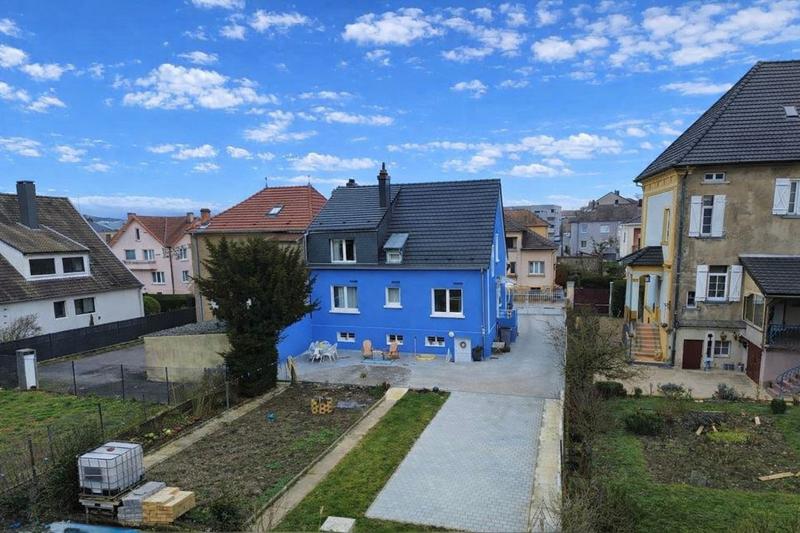 Maison - 166 m² - 6 pièces