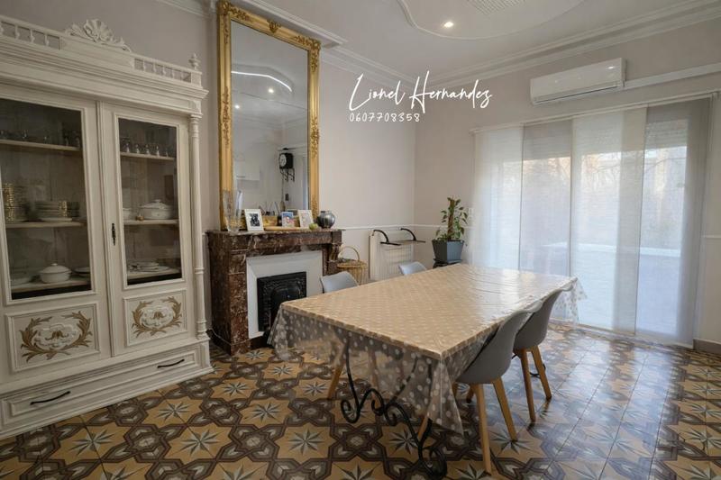 Maison - 157 m² - 7 pièces