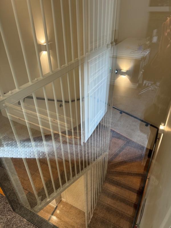 Local commercial - 287 m² - 6 pièces