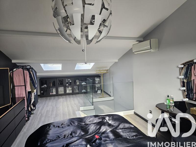 Maison - 143 m² - 4 pièces