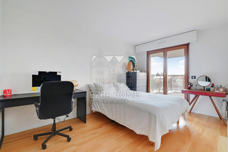 Appartement - 144 m² - 6 pièces