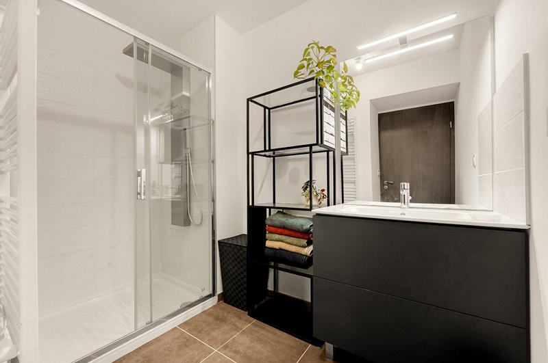 Appartement - 93 m² - 4 pièces