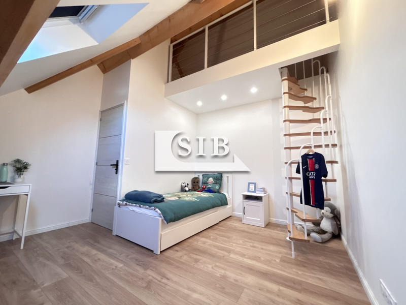 Maison - 150 m² - 6 pièces