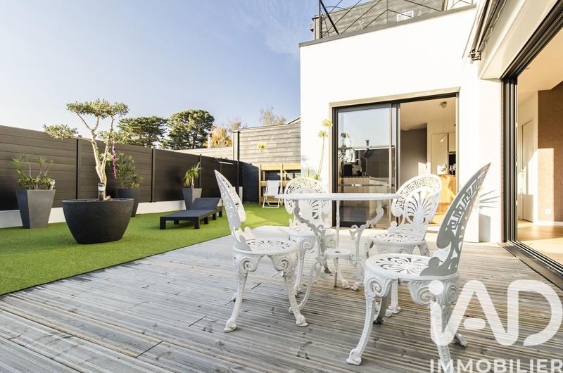 Maison - 99 m² - 5 pièces