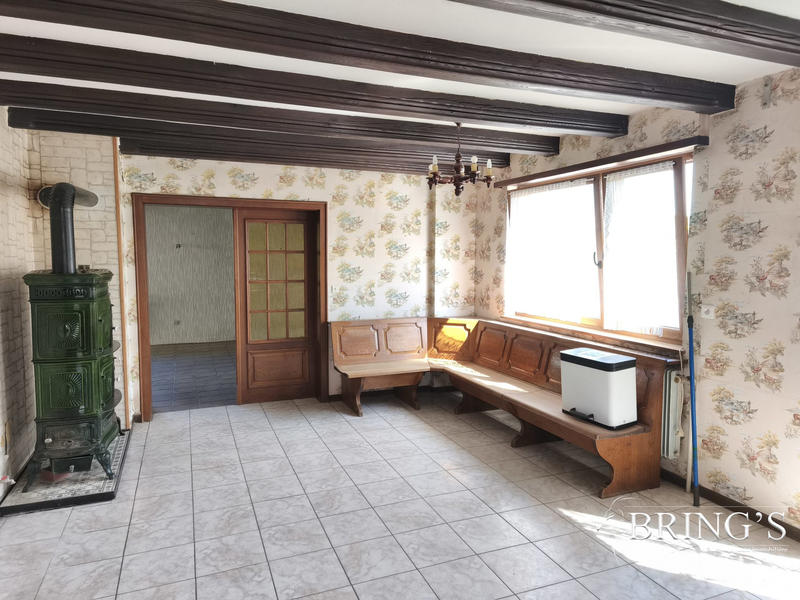 Maison - 308 m² - 11 pièces