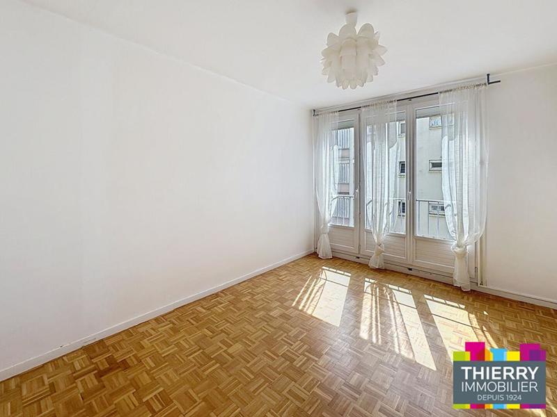 Appartement - 81 m² - 4 pièces