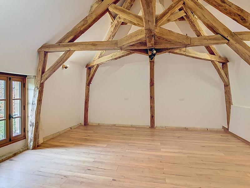 Maison - 200 m² - 7 pièces