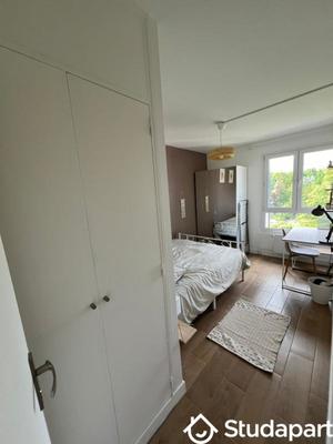 Chambre - 9 m² - 1 pièce