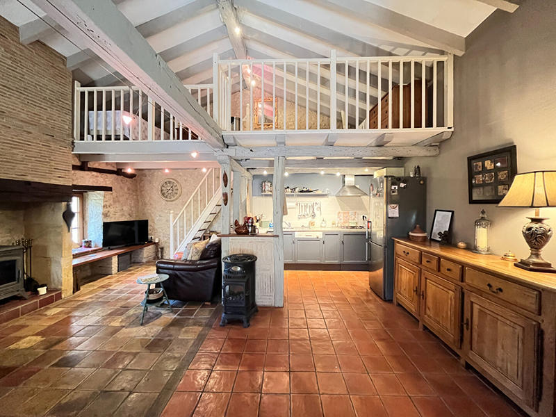 Maison - 92 m² - 3 pièces