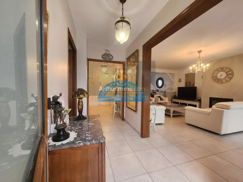 Maison - 146 m² - 6 pièces