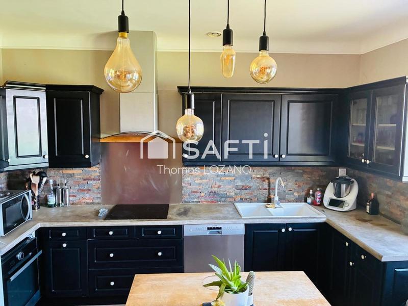 Maison - 120 m² - 5 pièces