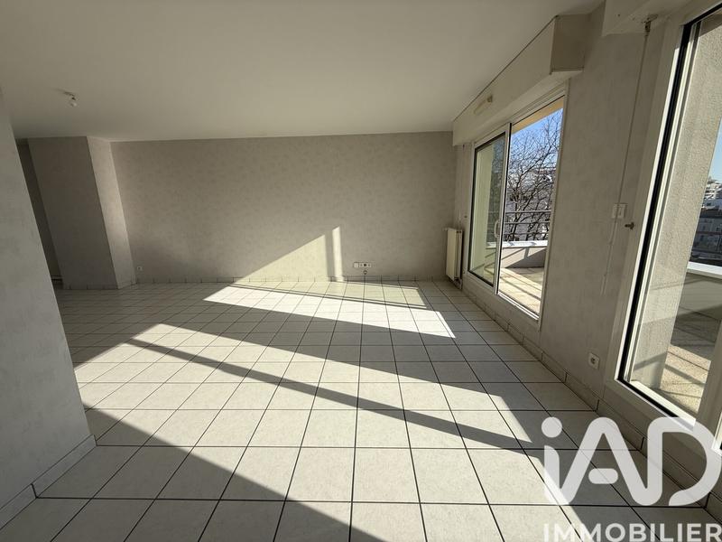 Appartement - 76 m² - 4 pièces