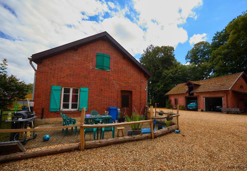 Château - 1 700 m² - 33 pièces