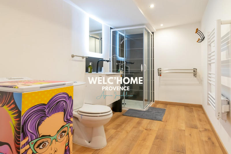 Loft - 360 m² - 11 pièces