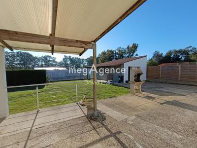 Maison traditionnelle - 102 m² - 5 pièces