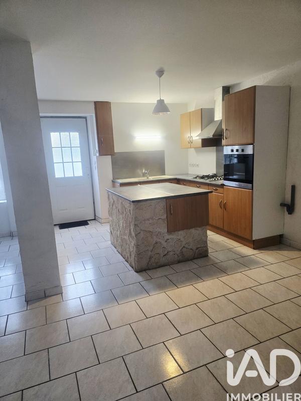 Maison - 95 m² - 3 pièces