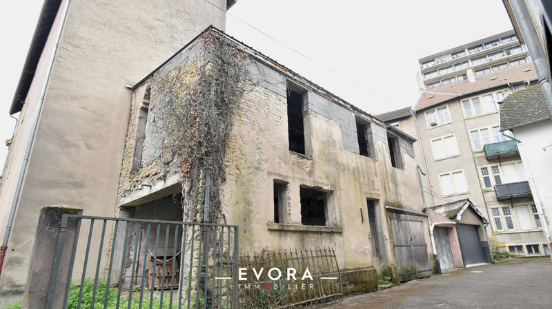 Immeuble - 70 m²