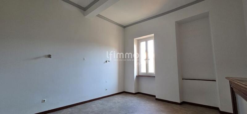 Immeuble - 150 m² - 4 pièces