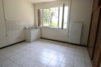 Appartement - 94 m² - 3 pièces