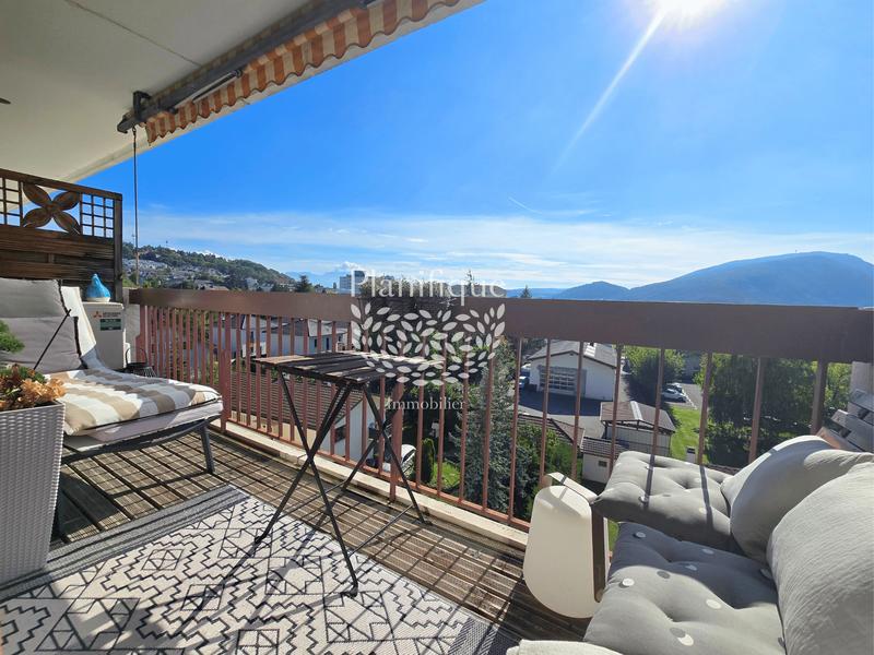 Duplex - 176 m² - 6 pièces