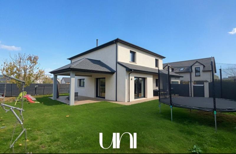 Maison - 141 m² - 5 pièces