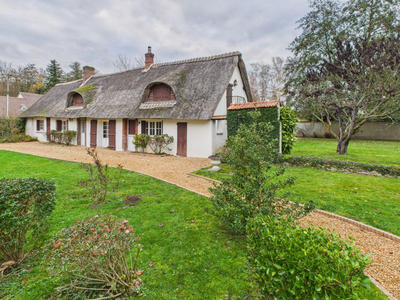 Maison - 173 m² - 9 pièces