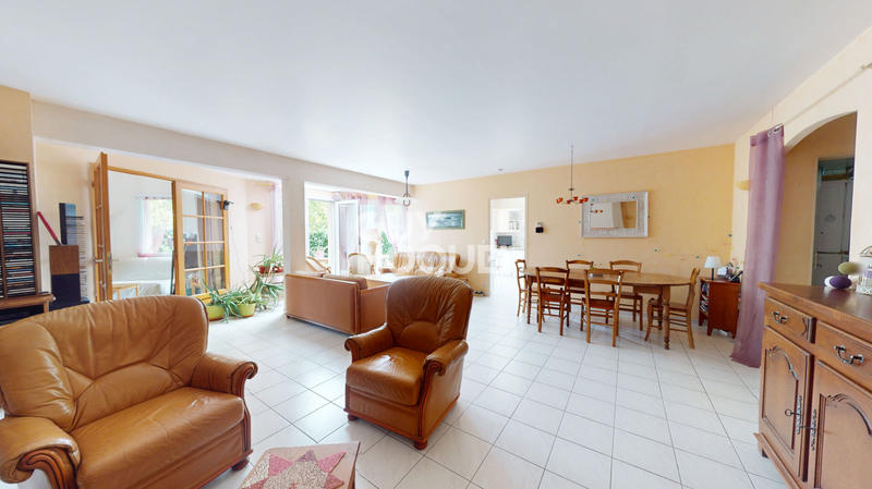 Maison - 142 m² - 7 pièces