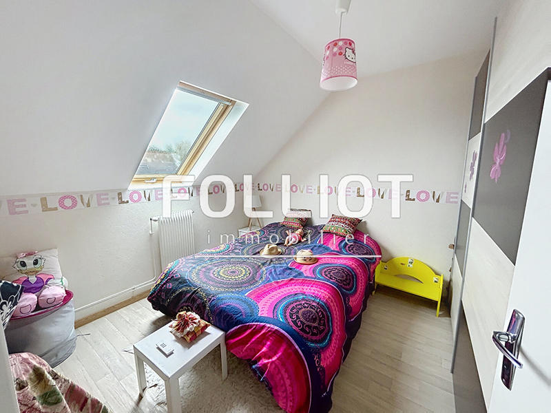 Maison - 90 m² - 5 pièces