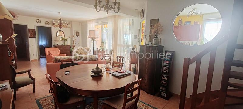 Maison - 123 m² - 5 pièces