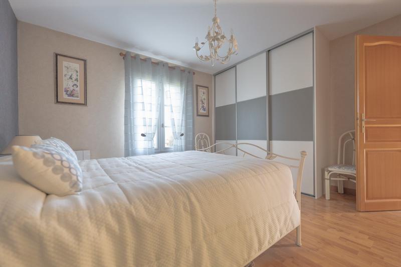 Maison - 167 m² - 6 pièces