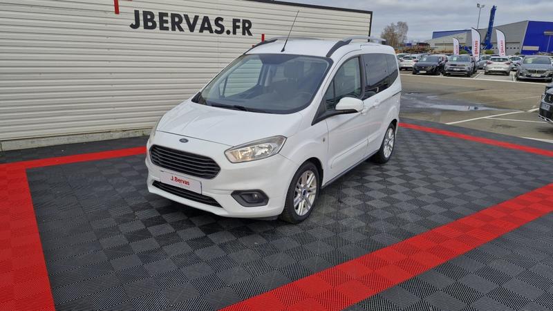 Ford Tourneo Courier 1.0 E 100 Bv6 Titanium