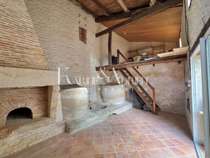 Maison de ville - 150 m² - 10 pièces