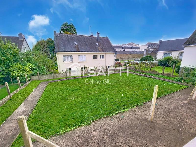 Maison - 90 m² - 5 pièces