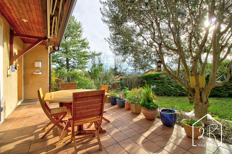 Maison - 102 m² - 5 pièces