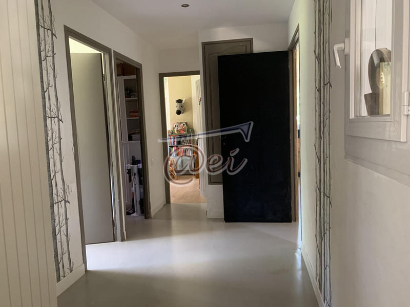 Villa - 190 m² - 6 pièces